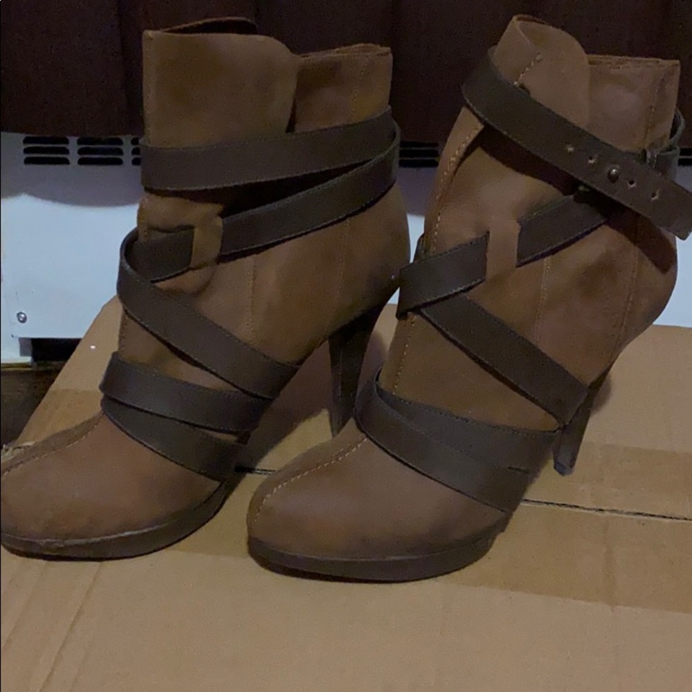 Booties - Picture 3 of 11